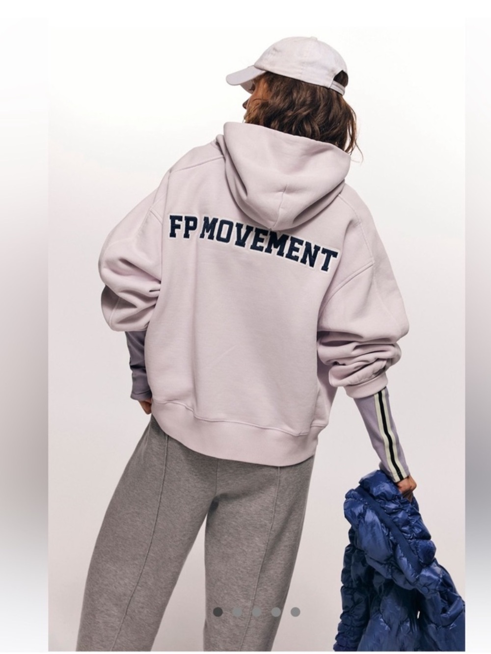 FREE PEOPLE A CUT ABOVE
EMBROIDERED LOGO HOODIE I LARGE